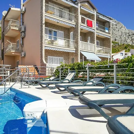 Guest house Babaja
