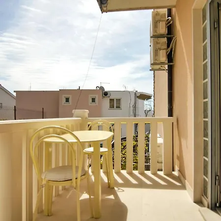 Guest house Babaja Omis