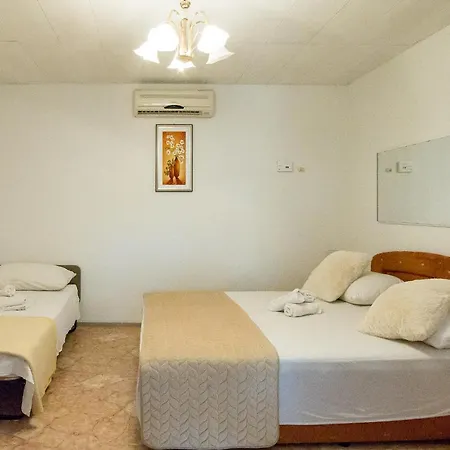 Guest house Babaja 3*