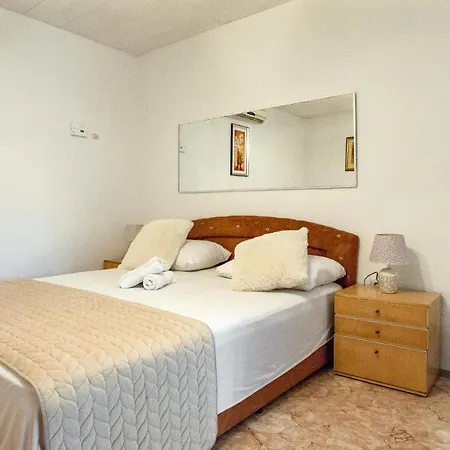 Babaja Guest house